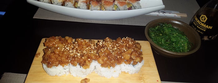 Sushi Tei is one of comida.