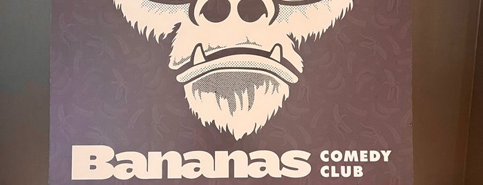 Banana’s Comedy Club is one of Locais curtidos por lino.