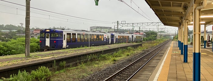 Katamachi Station is one of 信越本線.