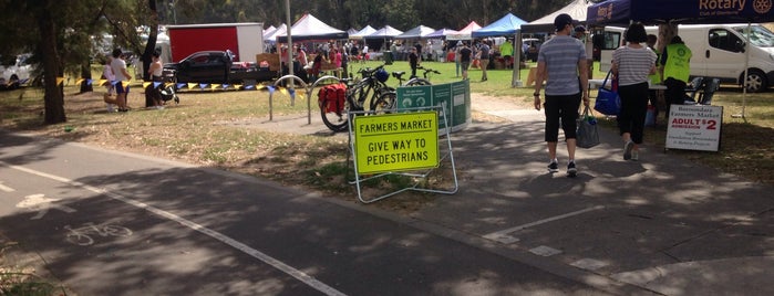 Boroondara Farmers' Market is one of places to shop.