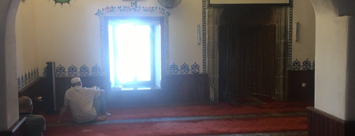 Ortakent Camii is one of Orte, die Nalan gefallen.