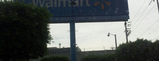 Walmart is one of สถานที่ที่ Josué ถูกใจ.