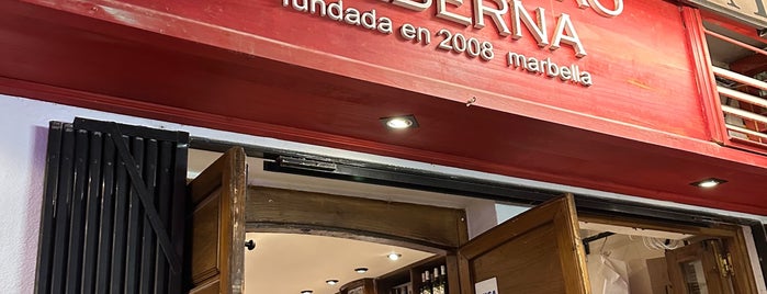 Taberna Casa Curro is one of De tapeo por Marbella.