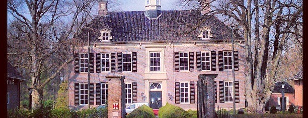 De Oosterhof | Rijssens Museum is one of Kastelen ♖.