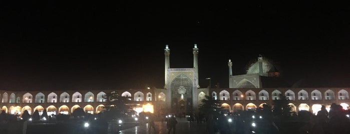 Naqsh-e Jahan Square | میدان نقش جهان is one of Posti che sono piaciuti a Nora.