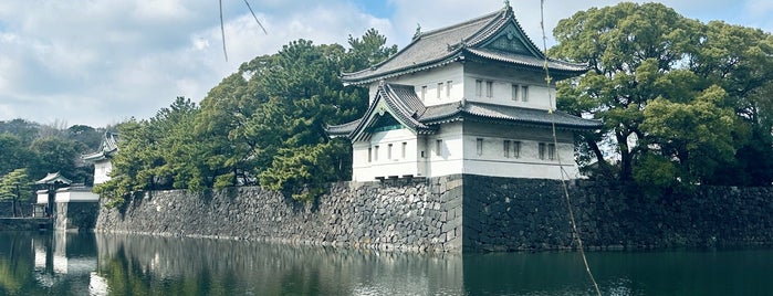 Sakashitamon Gate is one of 100 "MUST-GO" castles of Japan 日本100名城.