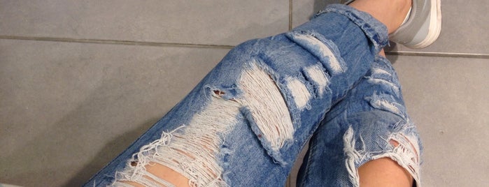 Erenköy LTB jeans is one of AKSESUAR ➖GİYİM ➖AYAKKABI ➖SAAT➖Hediyelik eşya➖.