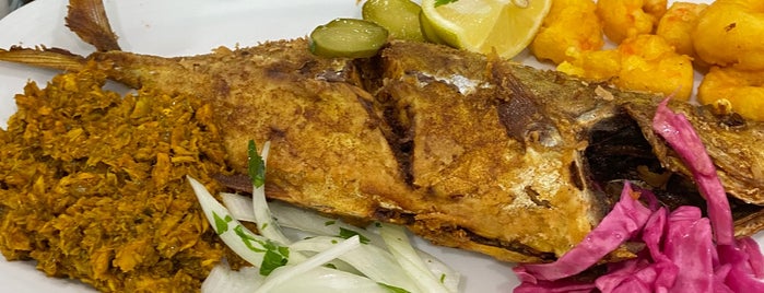 Golden Food Restaurant is one of Qeshm.