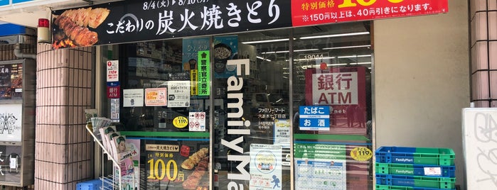 ファミリーマート 六本木七丁目店 is one of 通勤ライン.