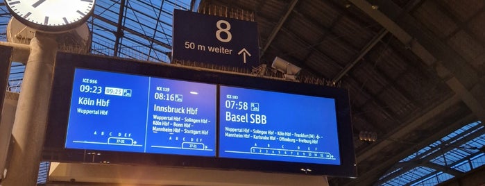 Hagen Hauptbahnhof is one of Bahn.