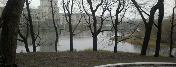 Лефортовский парк is one of Москва: беговые треки.