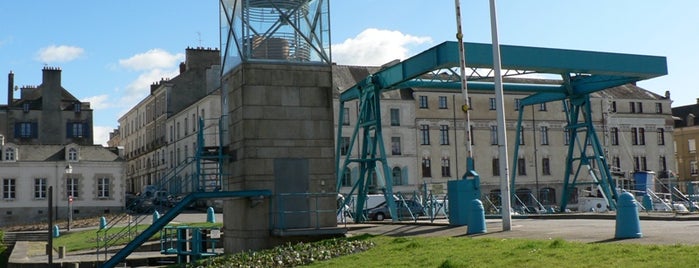 Ecluse du Port de Redon is one of Bretagne.