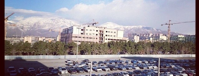 Islamic Azad University Tehran North Branch | دانشگاه آزاد واحد تهران شمال is one of Posti salvati di Mohsen.