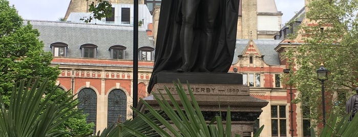 Earl of Derby Statue is one of Londýn.