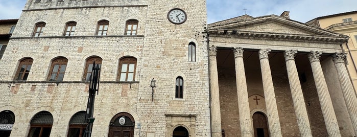 Foro Romano is one of Assisi City guide.