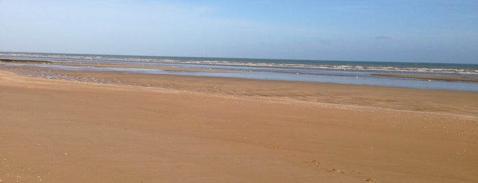 Plage de Cabourg is one of Normandie Trip.