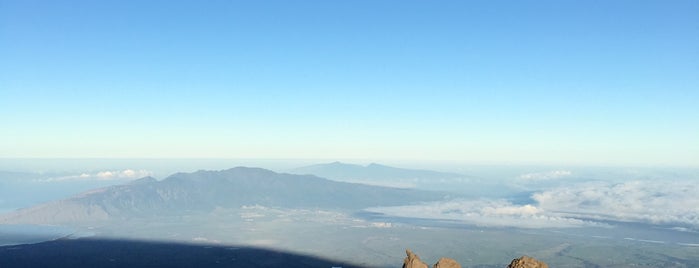 Kalahaku Overlook is one of Hawaii.