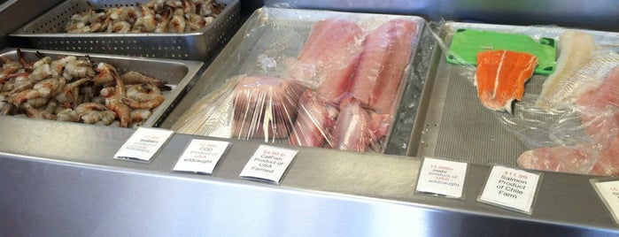 Atlanta Highway Seafood Market is one of Lugares favoritos de Jackie.