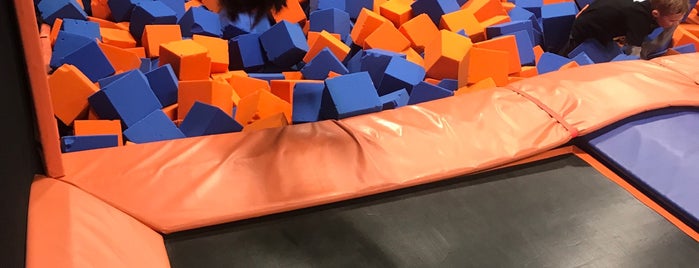 Sky Zone Trampoline Park is one of Christopherさんのお気に入りスポット.