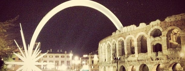 Arena di Verona is one of Italia.