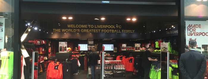 Liverpool FC Shop is one of Ben'in Beğendiği Mekanlar.