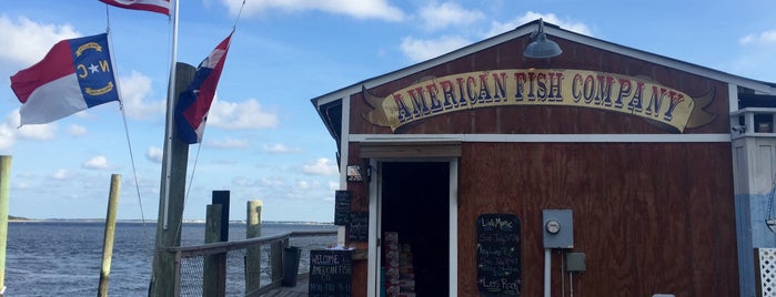 Old American Fish Co is one of bars.