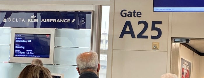 Gate A25 is one of DTW Domination.