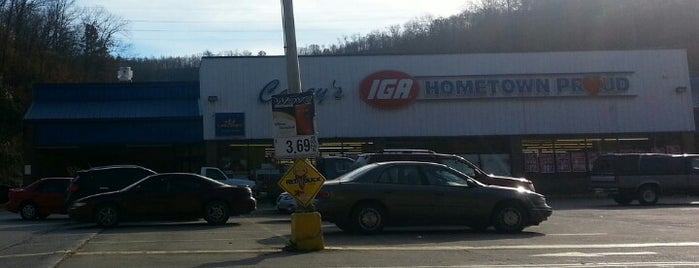 Caseys IGA is one of Places to grab some grub!.