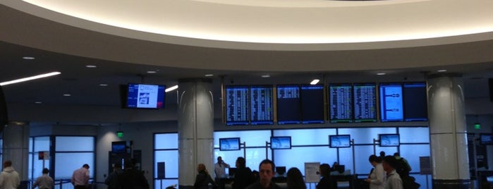 Международный аэропорт Лос-Анджелес (LAX) is one of Airports Visited by Code.