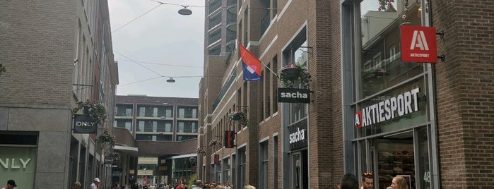 Maasblvd Shoppingzone is one of NL Venlo.