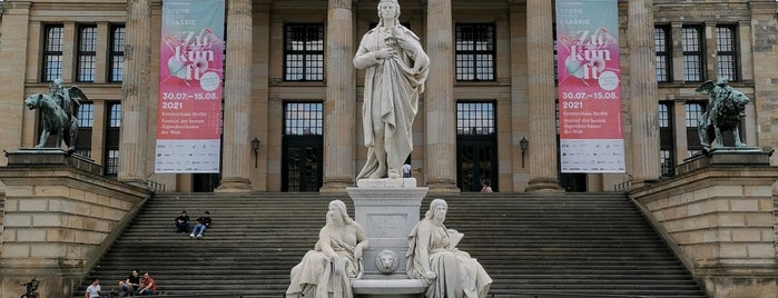 Schiller-Denkmal is one of Berlin Sightseeing.