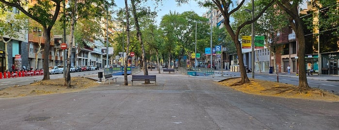 Avinguda de Josep Tarradellas is one of Best of Barcelona.