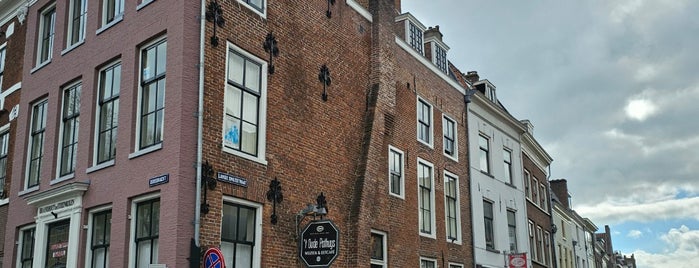 Lange Smeestraat is one of Utrecht Best: Sights & shops.