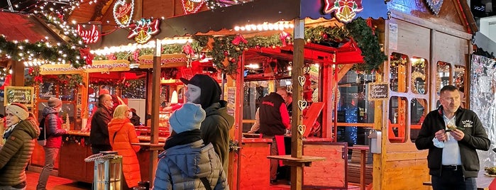 Feuerzangenbowle auf dem Weihnachtsmarkt is one of Christmas markets in Germany, France, Netherlands.
