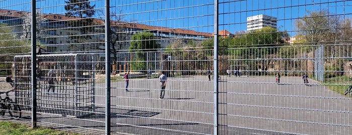 Kinderspielplatz & Fußballfeld is one of Berlin Spandau.