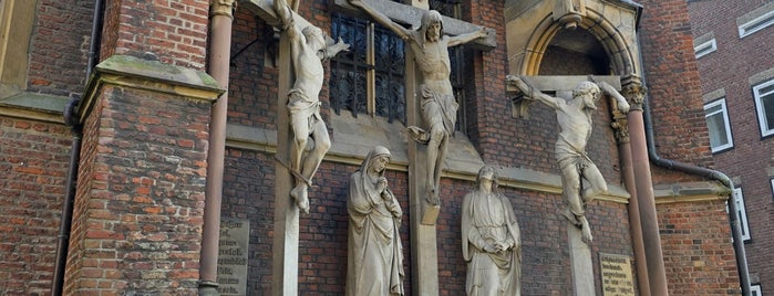 Basilika St. Lambertus is one of Düsseldorf 🇩🇪.