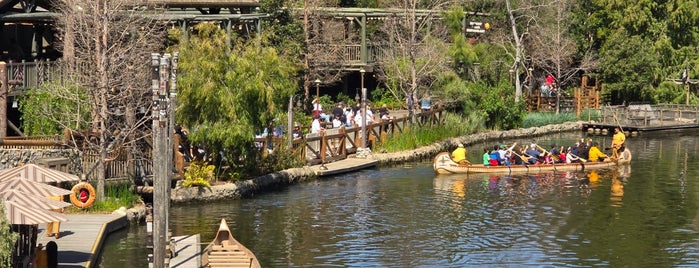 Mark Twain Riverboat is one of Disney rides.