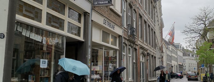 Boekhandel De Tribune is one of Thomas’s Liked Places.
