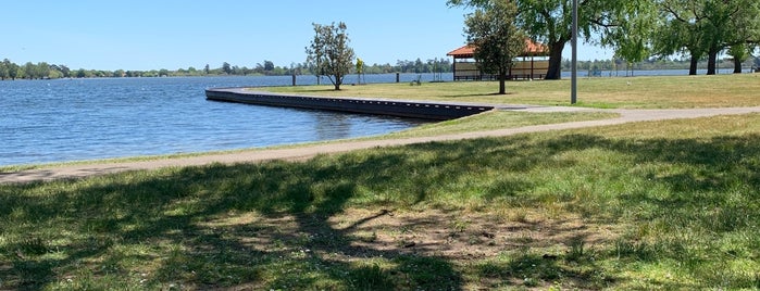 Lake Wendouree (View Point) is one of Posti che sono piaciuti a Christopher.