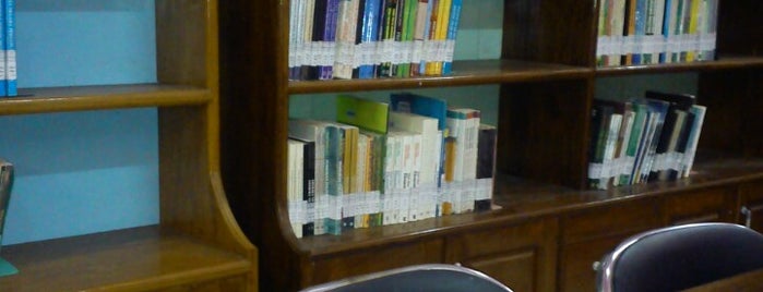 Perpustakaan Umum is one of mikaさんのお気に入りスポット.