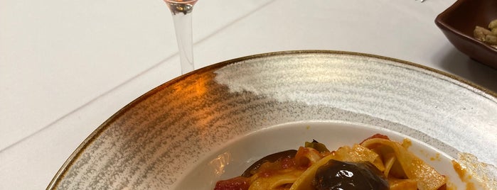 Dolce Vita is one of Gastronomia Girona.