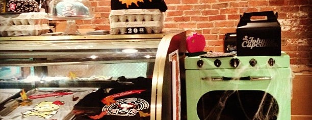 Johnny Cupcakes is one of Places to take Morgan: Boston.
