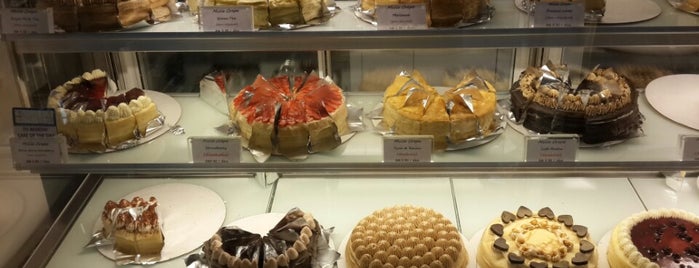 Nadeje Cake Shop is one of L&E to-do-list.