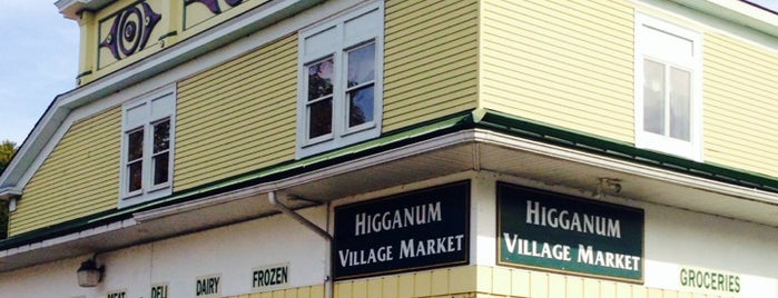 Higganum Village Market is one of สถานที่ที่ Robert ถูกใจ.