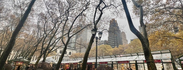 Breads Bakery - Bryant Park Kiosk is one of Gespeicherte Orte von Christopher.