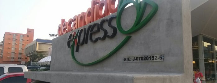 De Candido Express is one of Lieux qui ont plu à Massiel.