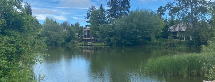 Echo Lake Park is one of Parks.