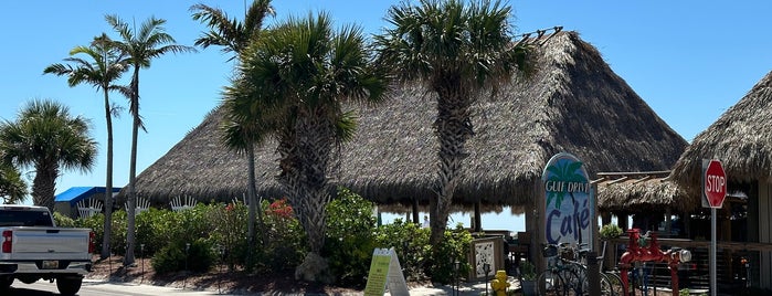 Gulf Drive Cafe is one of Anna Maria Island.