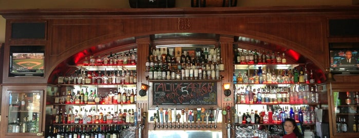 The Piper Pub & Grill is one of สถานที่ที่บันทึกไว้ของ Chai.
