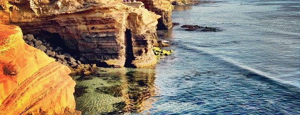 Sunset Cliffs Natural Park is one of San Diego to-do.